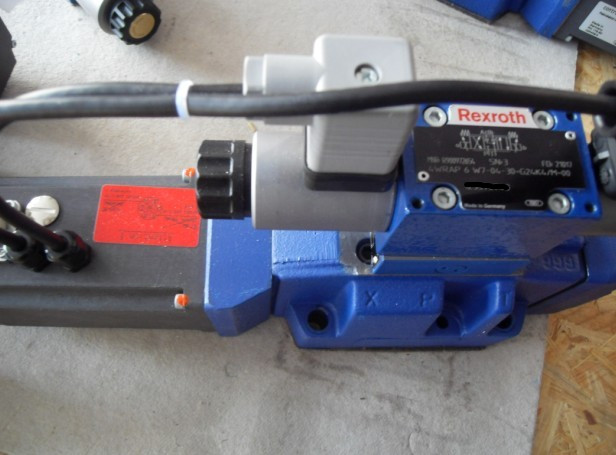 4WRKE16W6-200L-3X/6EG24ETK31/A1D3M